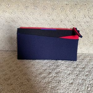Rothy’s Zip Wallet in Onyx Blue